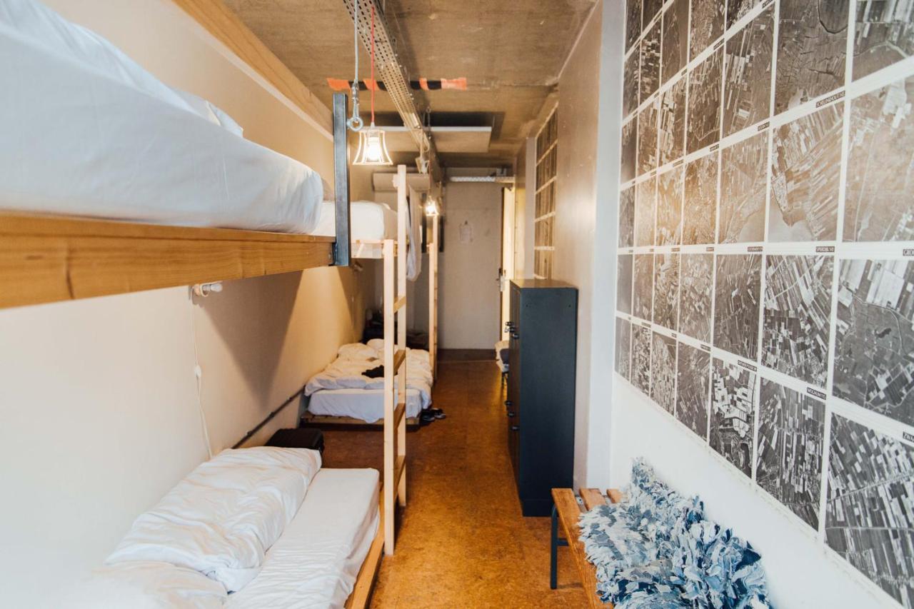 Clinkmama Hostel Amsterdam Exterior photo