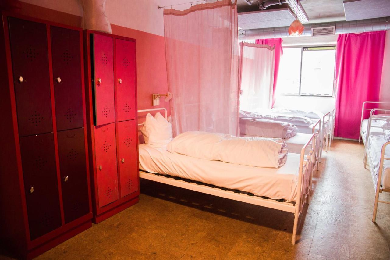 Clinkmama Hostel Amsterdam Exterior photo