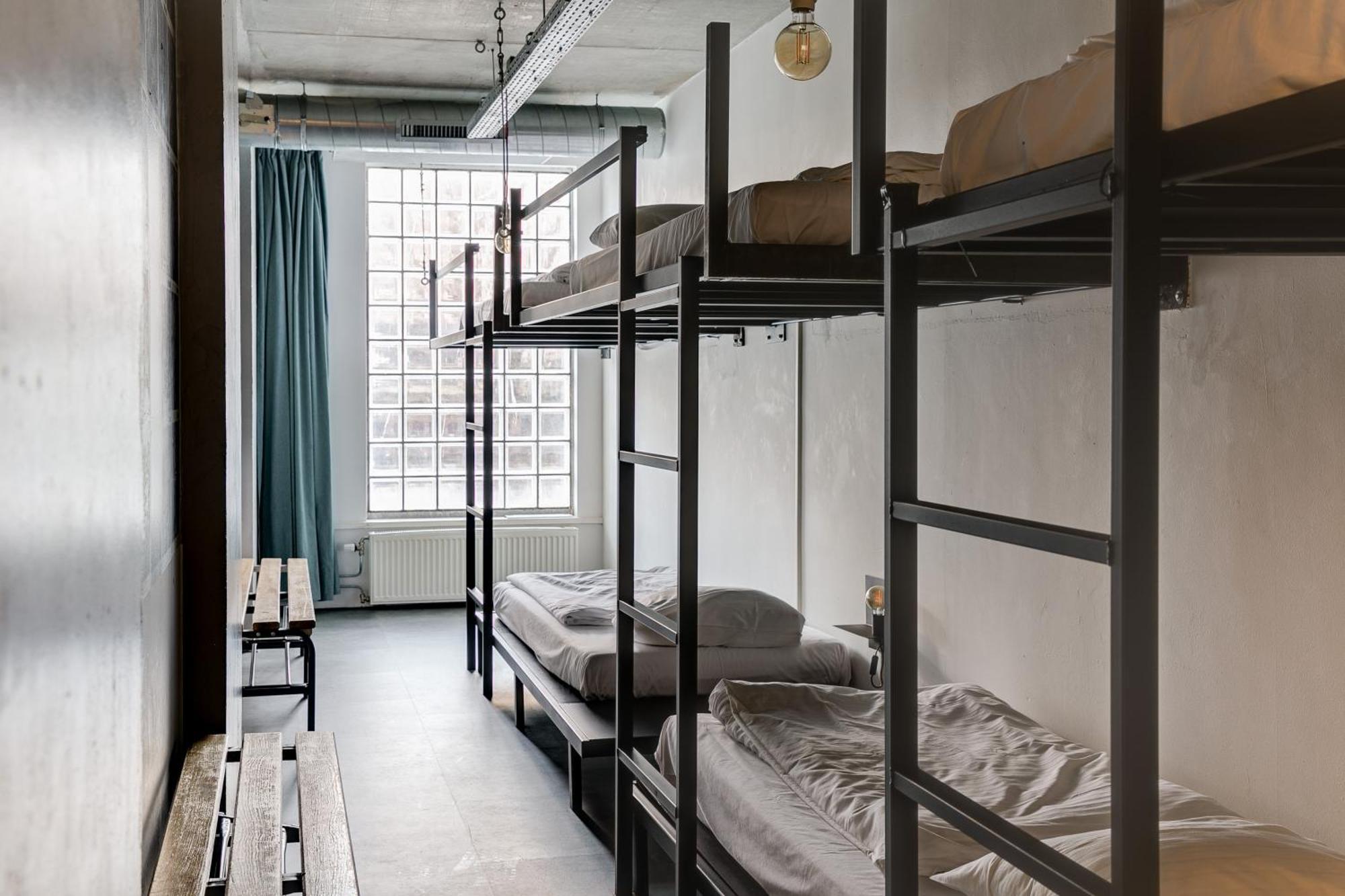 Clinkmama Hostel Amsterdam Exterior photo